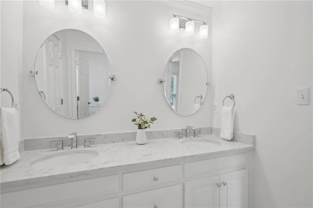 230 Summerhouse Lane, Atlanta, Georgia 30350, 5 Bedrooms Bedrooms, ,5 BathroomsBathrooms,Residential,Sold,230 Summerhouse Lane,7582731