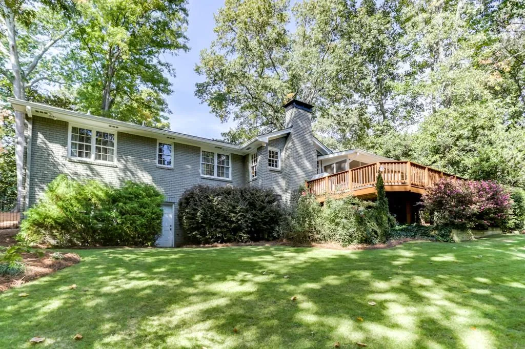 445 Glencourtney Drive, Sandy Springs, Georgia 30328, 4 Bedrooms Bedrooms, ,3 BathroomsBathrooms,Residential,Sold,445 Glencourtney Drive,6095313