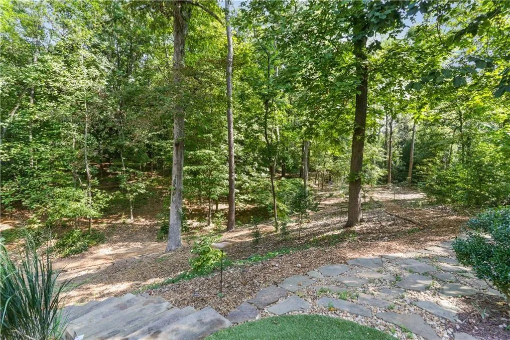 5115 Long Island Drive, Sandy Springs, Georgia 30327, 6 Bedrooms Bedrooms, ,6 BathroomsBathrooms,Residential,Sold,5115 Long Island Drive,7193314