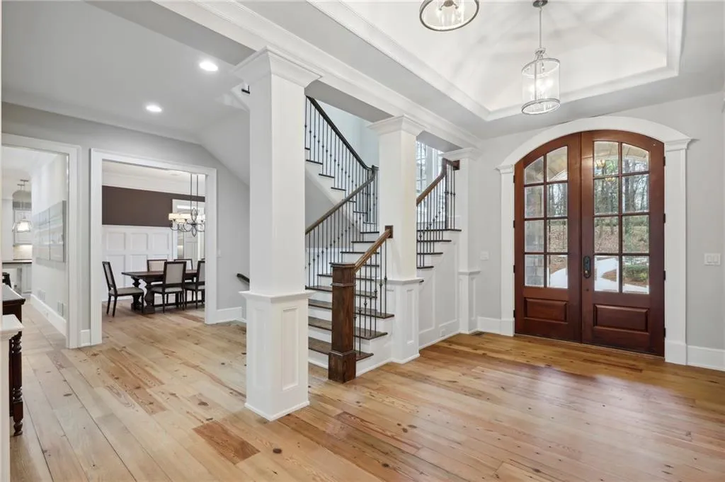 5115 Long Island Drive, Sandy Springs, Georgia 30327, 6 Bedrooms Bedrooms, ,6 BathroomsBathrooms,Residential,Sold,5115 Long Island Drive,7193314