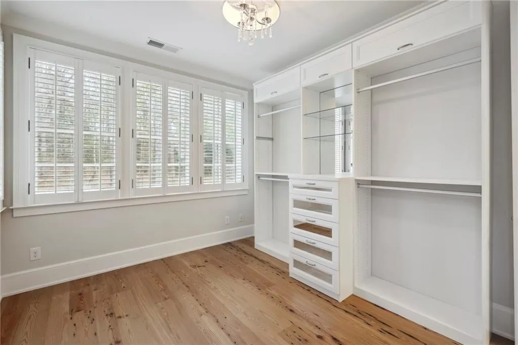 5115 Long Island Drive, Sandy Springs, Georgia 30327, 6 Bedrooms Bedrooms, ,6 BathroomsBathrooms,Residential,Sold,5115 Long Island Drive,7193314