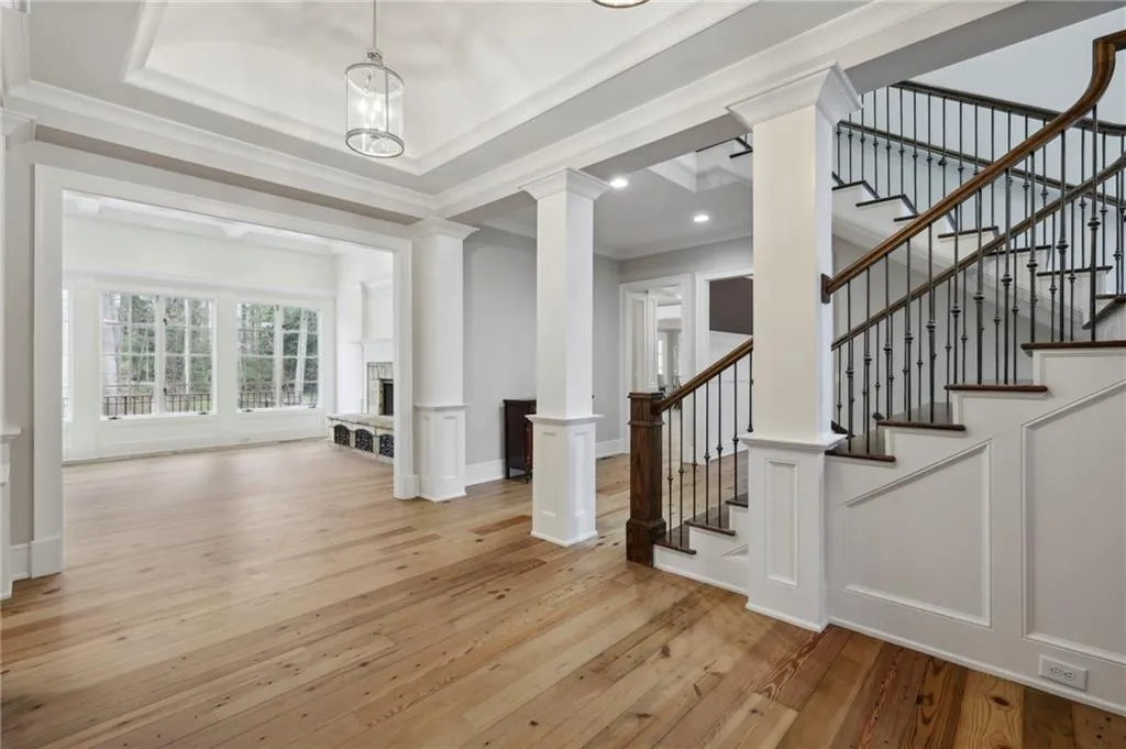 5115 Long Island Drive, Sandy Springs, Georgia 30327, 6 Bedrooms Bedrooms, ,6 BathroomsBathrooms,Residential,Sold,5115 Long Island Drive,7193314