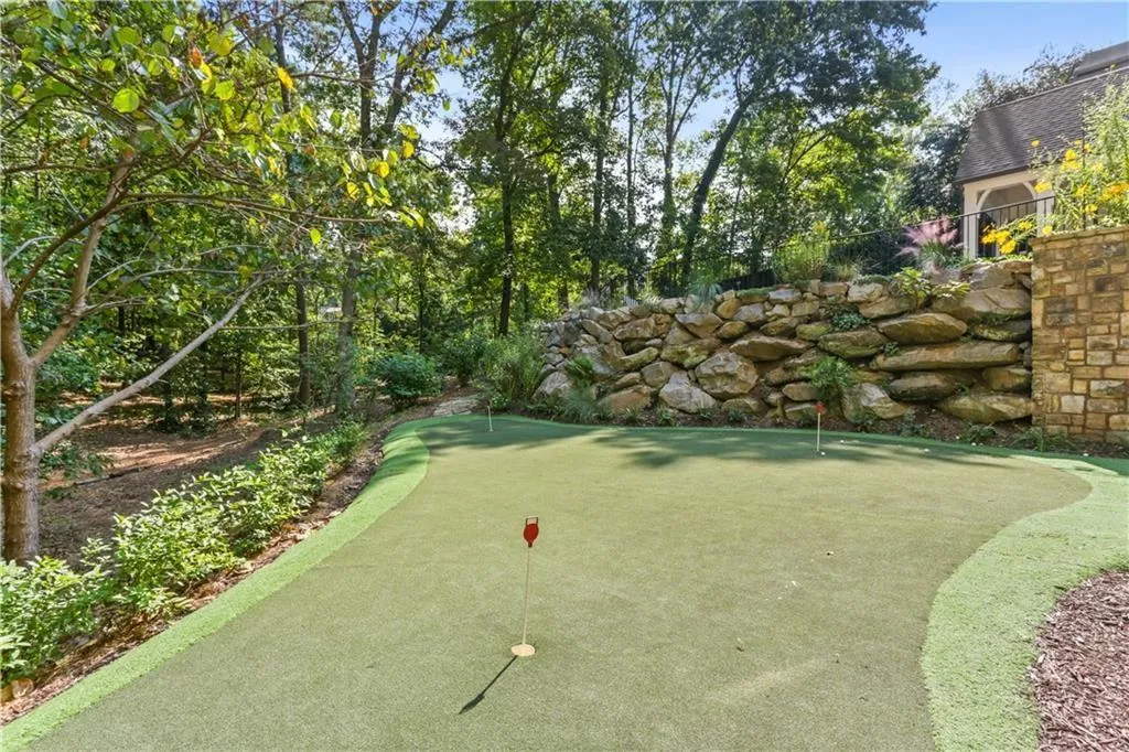 5115 Long Island Drive, Sandy Springs, Georgia 30327, 6 Bedrooms Bedrooms, ,6 BathroomsBathrooms,Residential,Sold,5115 Long Island Drive,7193314