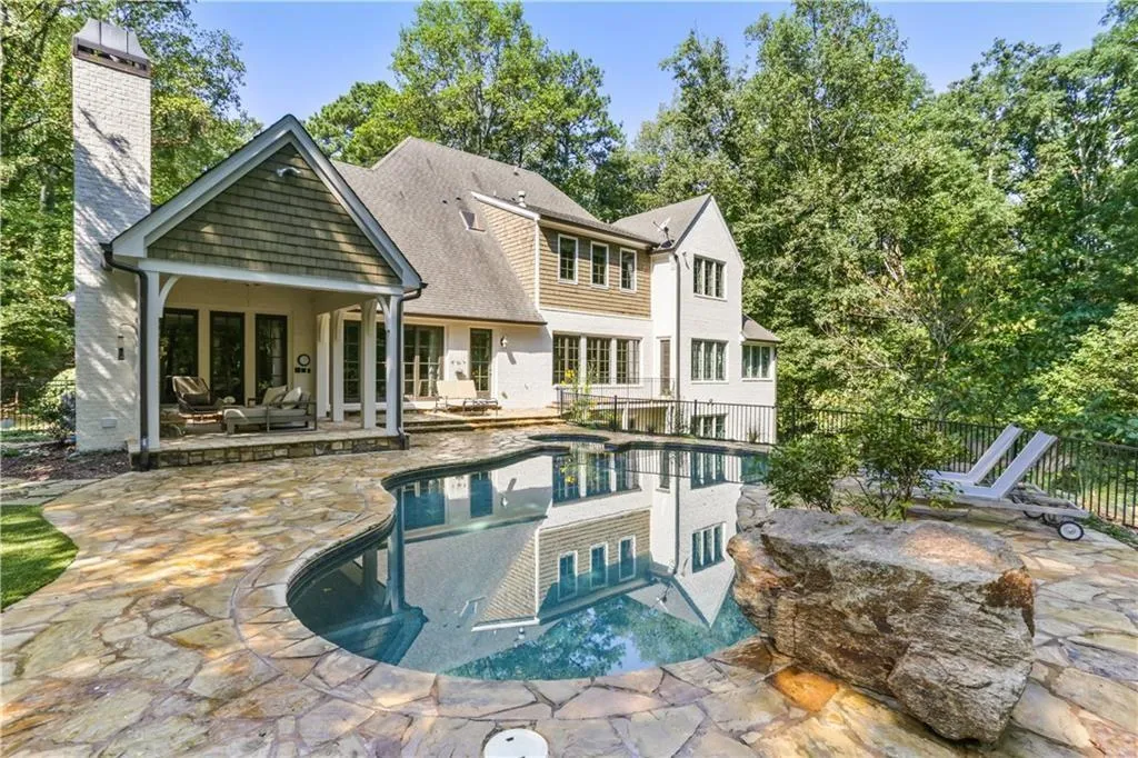 5115 Long Island Drive, Sandy Springs, Georgia 30327, 6 Bedrooms Bedrooms, ,6 BathroomsBathrooms,Residential,Sold,5115 Long Island Drive,7193314