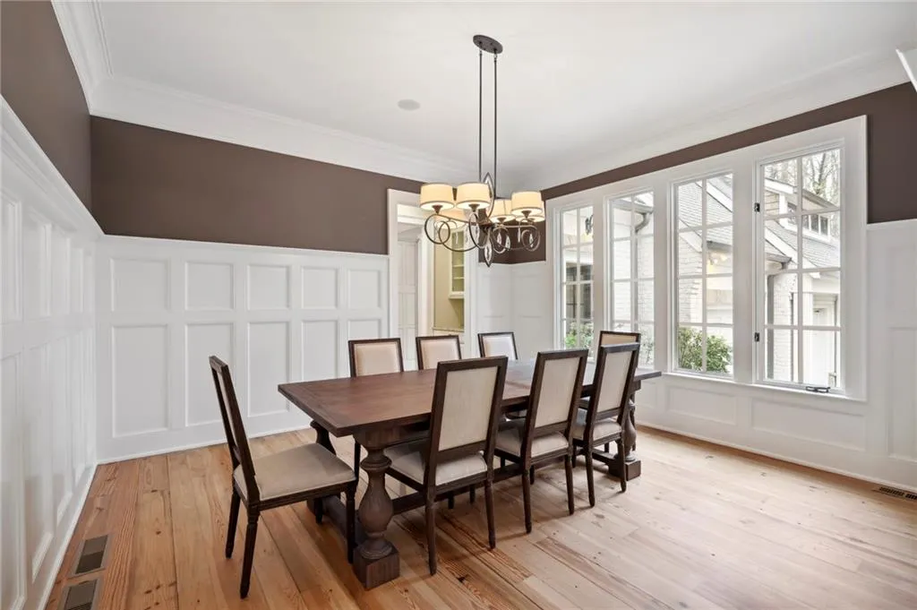 5115 Long Island Drive, Sandy Springs, Georgia 30327, 6 Bedrooms Bedrooms, ,6 BathroomsBathrooms,Residential,Sold,5115 Long Island Drive,7193314