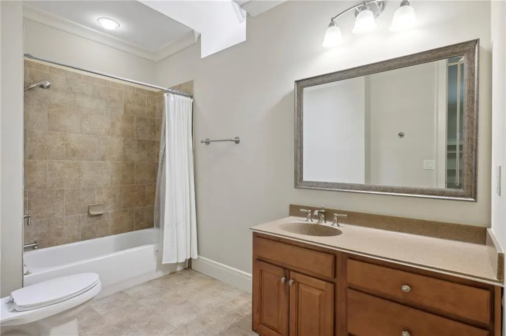 5115 Long Island Drive, Sandy Springs, Georgia 30327, 6 Bedrooms Bedrooms, ,6 BathroomsBathrooms,Residential,Sold,5115 Long Island Drive,7193314