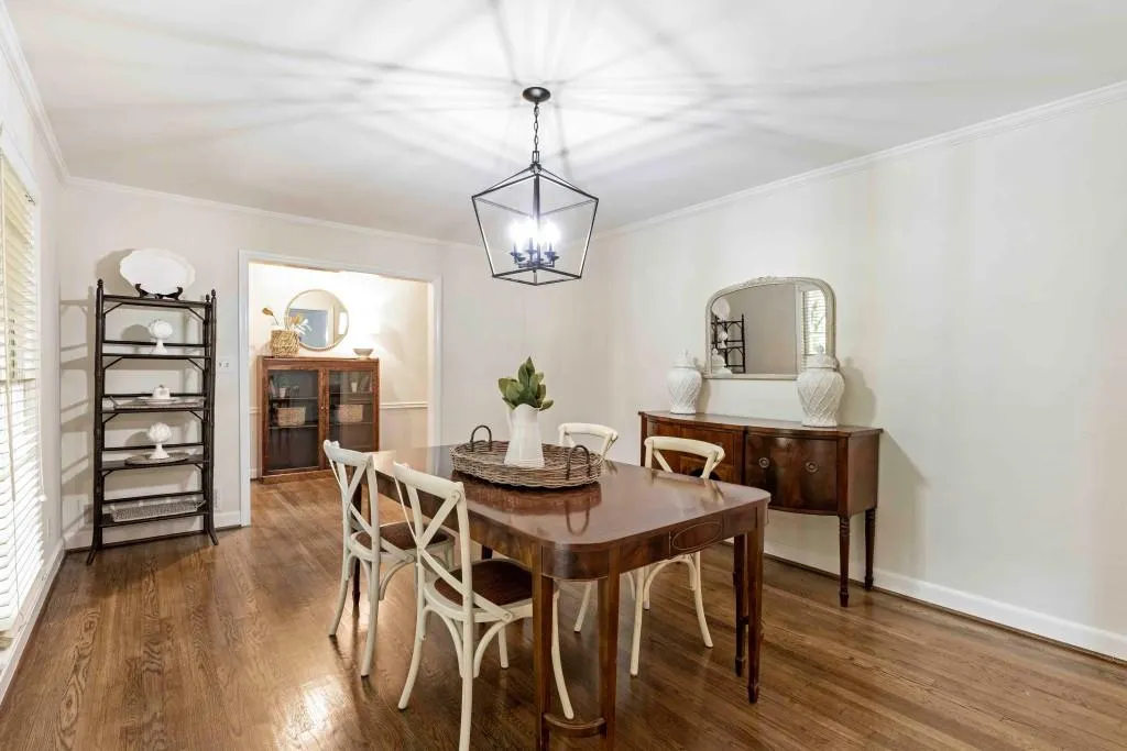 75 Wyndham Drive, Sandy Springs, Georgia 30328, 4 Bedrooms Bedrooms, ,3 BathroomsBathrooms,Residential,Sold,75 Wyndham Drive,6944137