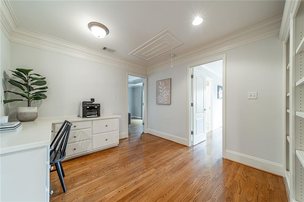 7882 Stratford Lane, Sandy Springs, Georgia 30350, 5 Bedrooms Bedrooms, ,5 BathroomsBathrooms,Residential,Sold,7882 Stratford Lane,7259359