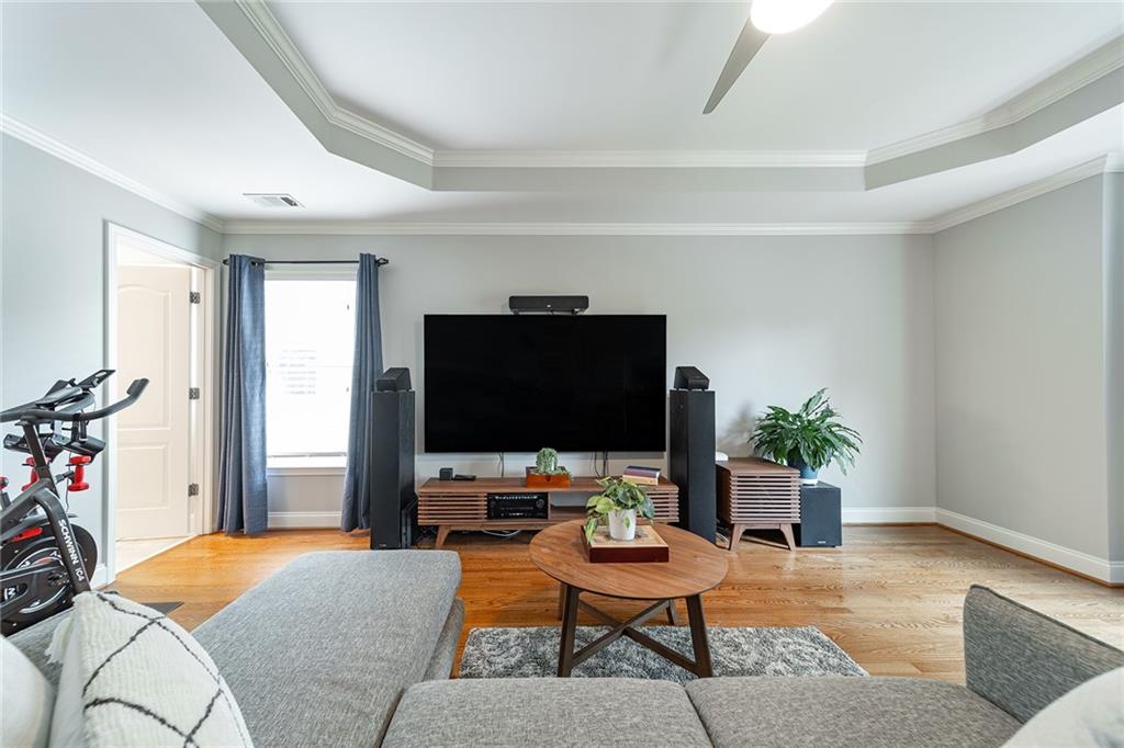 7882 Stratford Lane, Sandy Springs, Georgia 30350, 5 Bedrooms Bedrooms, ,5 BathroomsBathrooms,Residential,Sold,7882 Stratford Lane,7259359