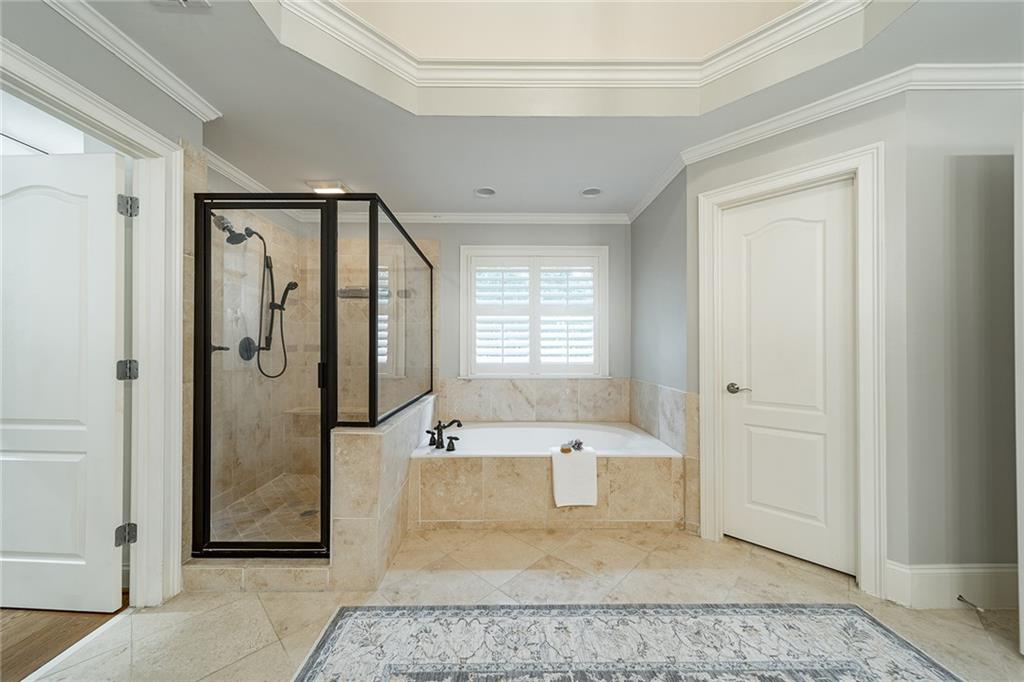 7882 Stratford Lane, Sandy Springs, Georgia 30350, 5 Bedrooms Bedrooms, ,5 BathroomsBathrooms,Residential,Sold,7882 Stratford Lane,7259359