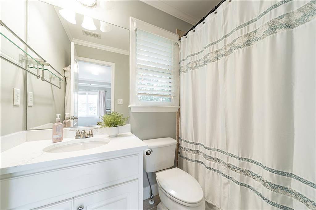 7882 Stratford Lane, Sandy Springs, Georgia 30350, 5 Bedrooms Bedrooms, ,5 BathroomsBathrooms,Residential,Sold,7882 Stratford Lane,7259359