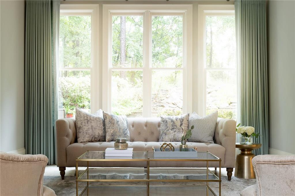 7882 Stratford Lane, Sandy Springs, Georgia 30350, 5 Bedrooms Bedrooms, ,5 BathroomsBathrooms,Residential,Sold,7882 Stratford Lane,7259359