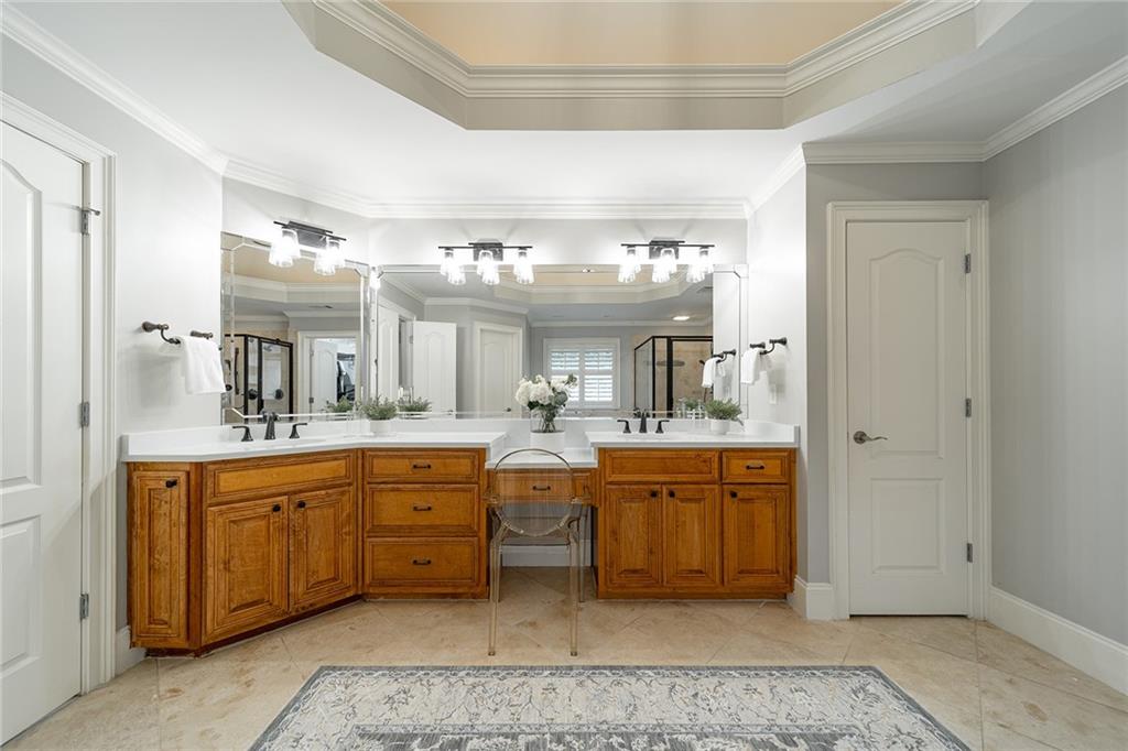 7882 Stratford Lane, Sandy Springs, Georgia 30350, 5 Bedrooms Bedrooms, ,5 BathroomsBathrooms,Residential,Sold,7882 Stratford Lane,7259359