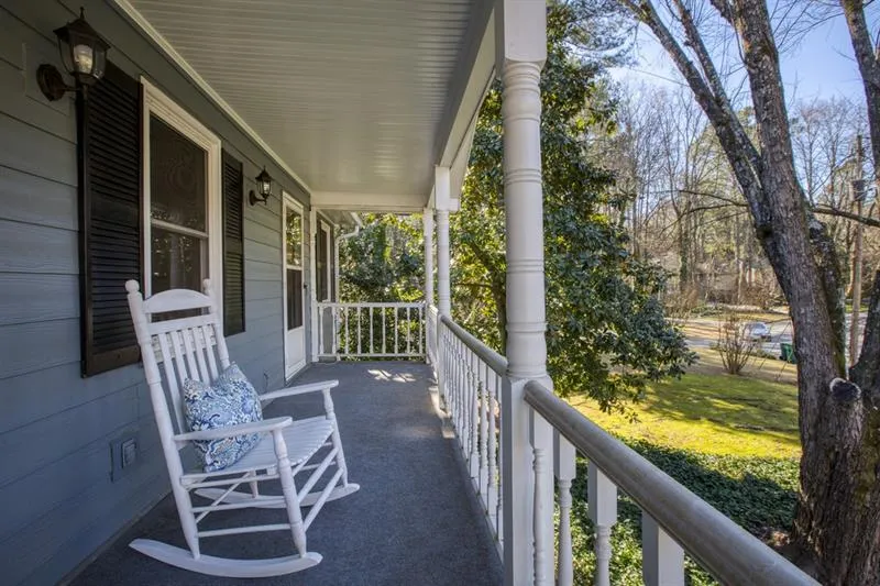 205 Stone Mill Trail, Sandy Springs, Georgia 30328, 4 Bedrooms Bedrooms, ,4 BathroomsBathrooms,Residential,Sold,205 Stone Mill Trail,6739888