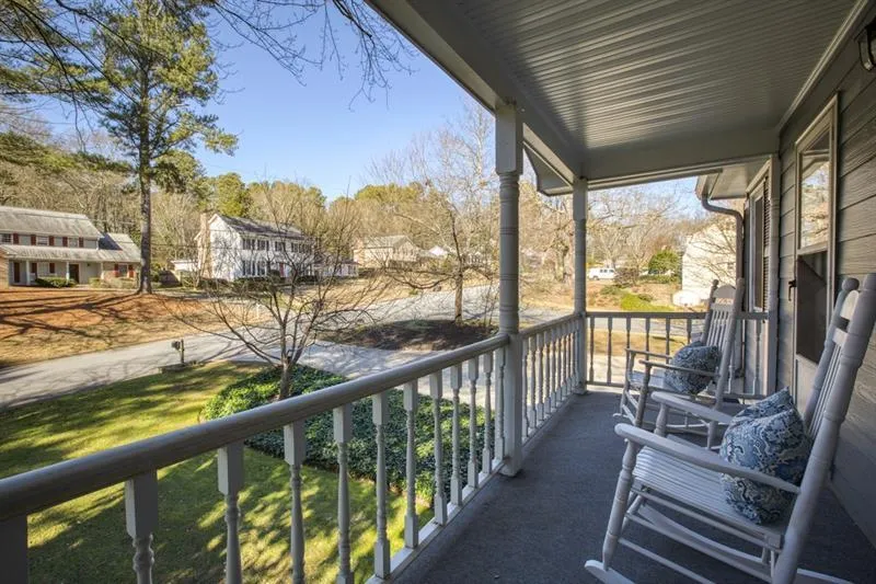 205 Stone Mill Trail, Sandy Springs, Georgia 30328, 4 Bedrooms Bedrooms, ,4 BathroomsBathrooms,Residential,Sold,205 Stone Mill Trail,6739888