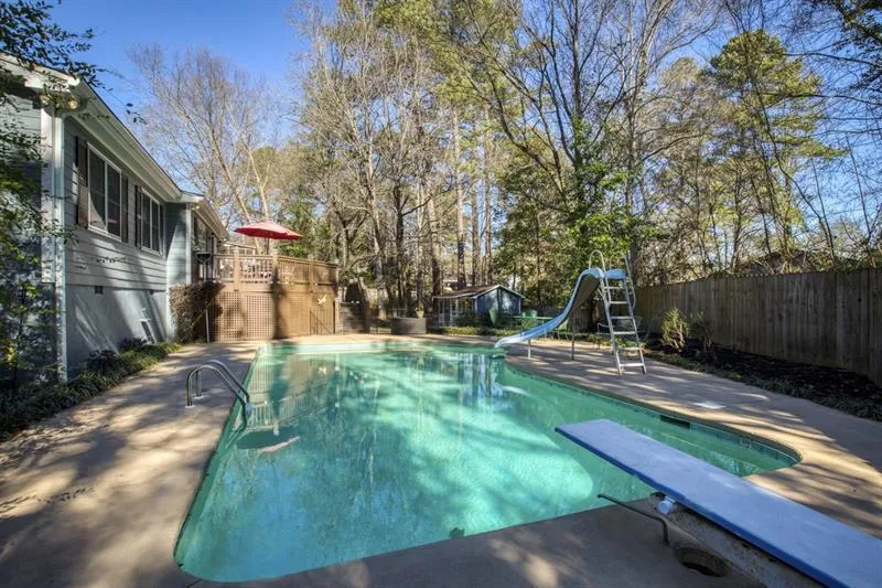 205 Stone Mill Trail, Sandy Springs, Georgia 30328, 4 Bedrooms Bedrooms, ,4 BathroomsBathrooms,Residential,Sold,205 Stone Mill Trail,6739888