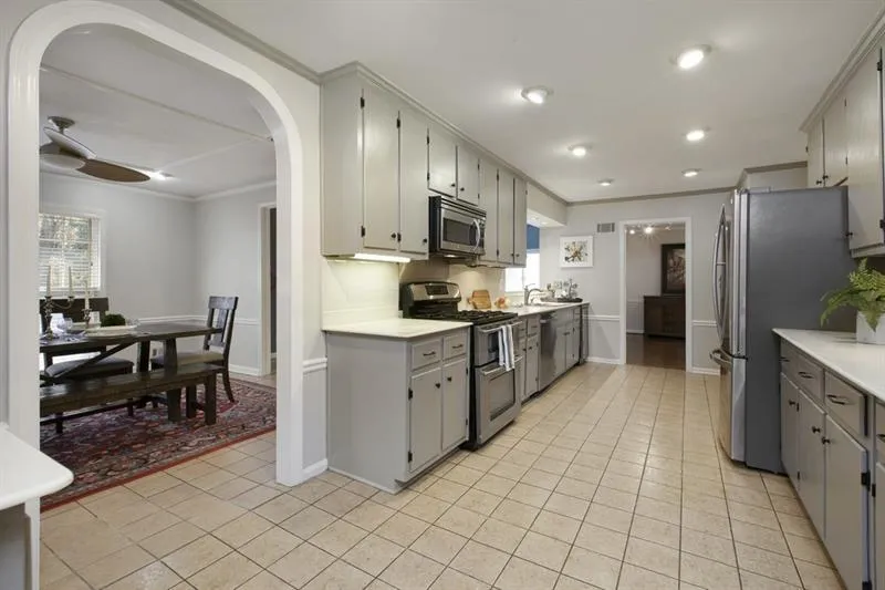 205 Stone Mill Trail, Sandy Springs, Georgia 30328, 4 Bedrooms Bedrooms, ,4 BathroomsBathrooms,Residential,Sold,205 Stone Mill Trail,6739888