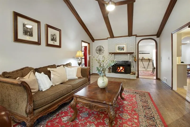 205 Stone Mill Trail, Sandy Springs, Georgia 30328, 4 Bedrooms Bedrooms, ,4 BathroomsBathrooms,Residential,Sold,205 Stone Mill Trail,6739888