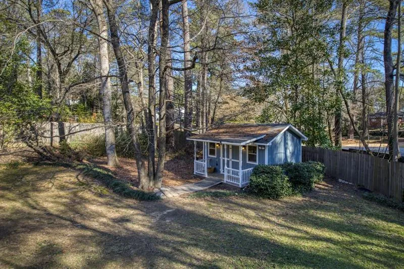 205 Stone Mill Trail, Sandy Springs, Georgia 30328, 4 Bedrooms Bedrooms, ,4 BathroomsBathrooms,Residential,Sold,205 Stone Mill Trail,6739888