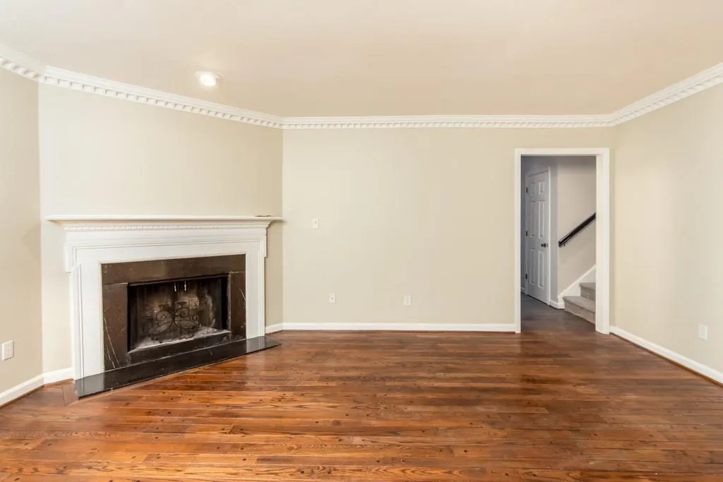 372 The Chace, Sandy Springs, Georgia 30328, 3 Bedrooms Bedrooms, ,3 BathroomsBathrooms,Residential,Sold,372 The Chace,6610221