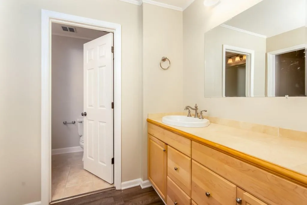 372 The Chace, Sandy Springs, Georgia 30328, 3 Bedrooms Bedrooms, ,3 BathroomsBathrooms,Residential,Sold,372 The Chace,6610221