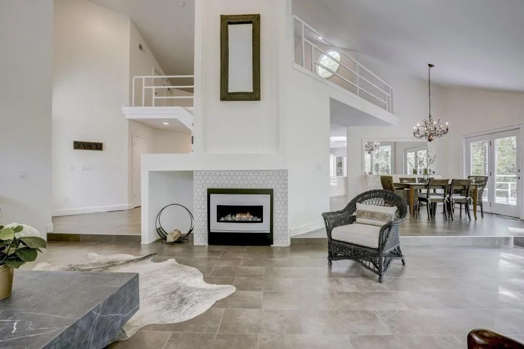 625 Idlewood Drive, Atlanta, Georgia 30327, 3 Bedrooms Bedrooms, ,3 BathroomsBathrooms,Residential,Sold,625 Idlewood Drive,5998877