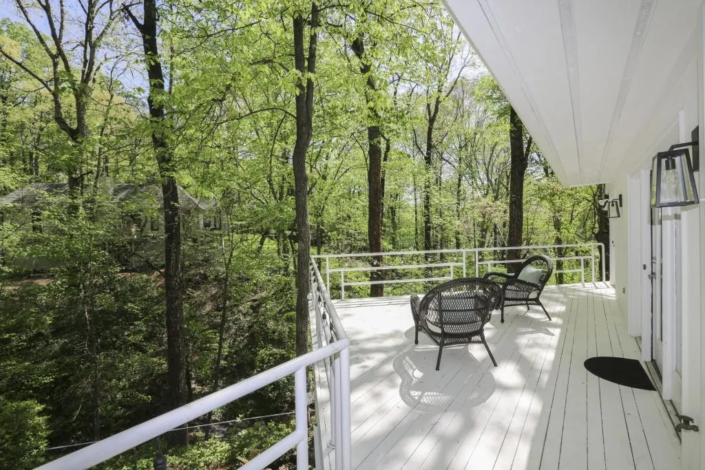 625 Idlewood Drive, Atlanta, Georgia 30327, 3 Bedrooms Bedrooms, ,3 BathroomsBathrooms,Residential,Sold,625 Idlewood Drive,5998877