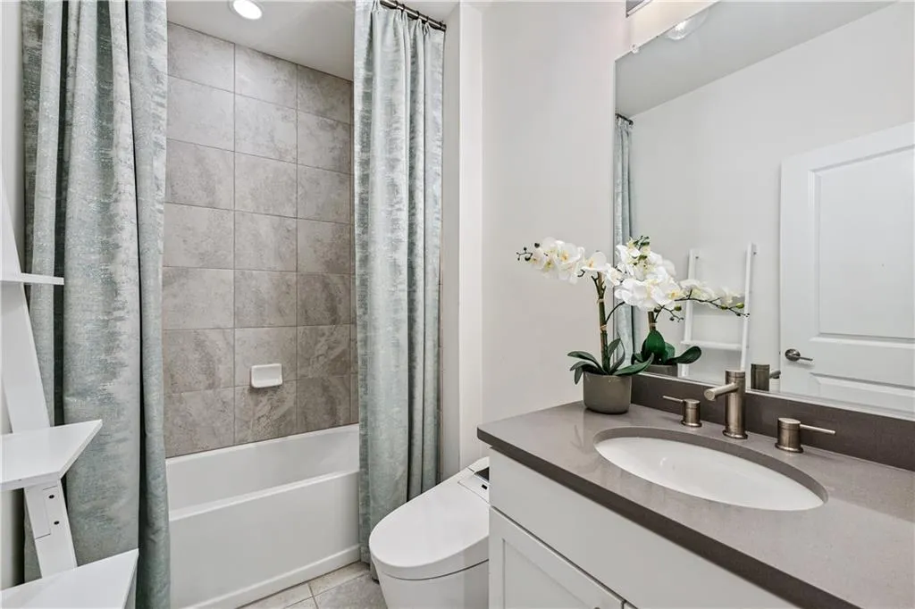 1049 Brandsford Street Nw Unit 27-01, Atlanta, Georgia 30318, 3 Bedrooms Bedrooms, ,3 BathroomsBathrooms,Residential,For Sale,1049 Brandsford Street Nw Unit 27-01,7597790