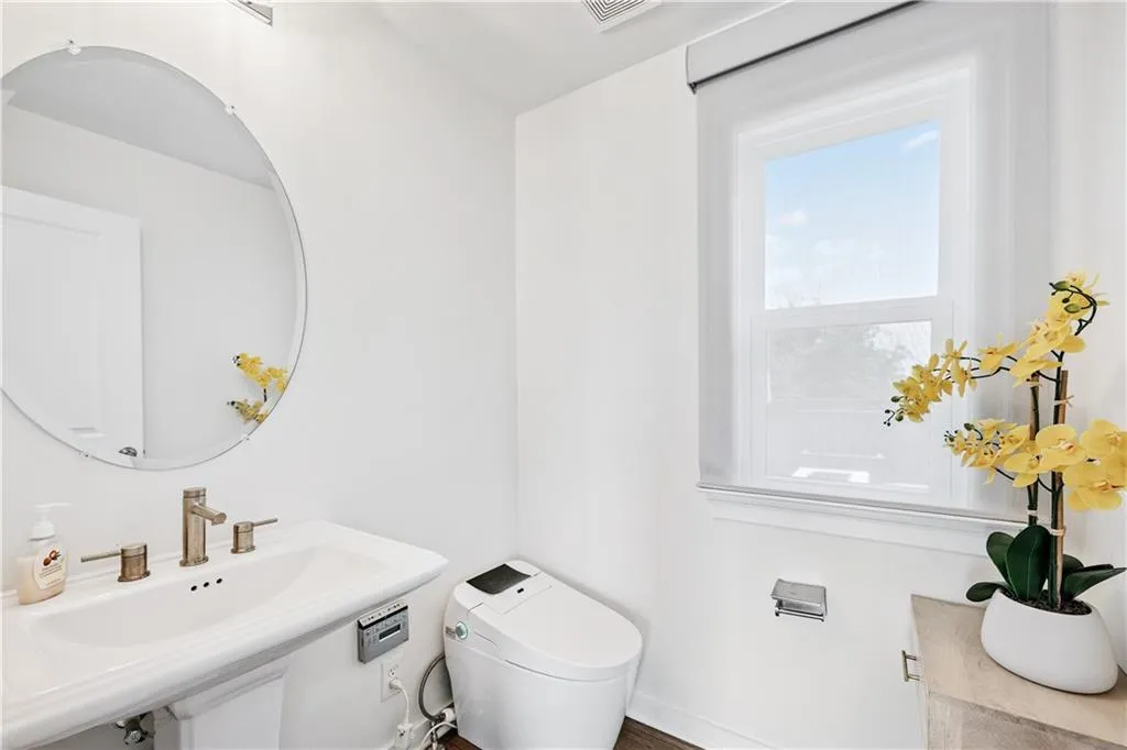 1049 Brandsford Street Nw Unit 27-01, Atlanta, Georgia 30318, 3 Bedrooms Bedrooms, ,3 BathroomsBathrooms,Residential,For Sale,1049 Brandsford Street Nw Unit 27-01,7597790