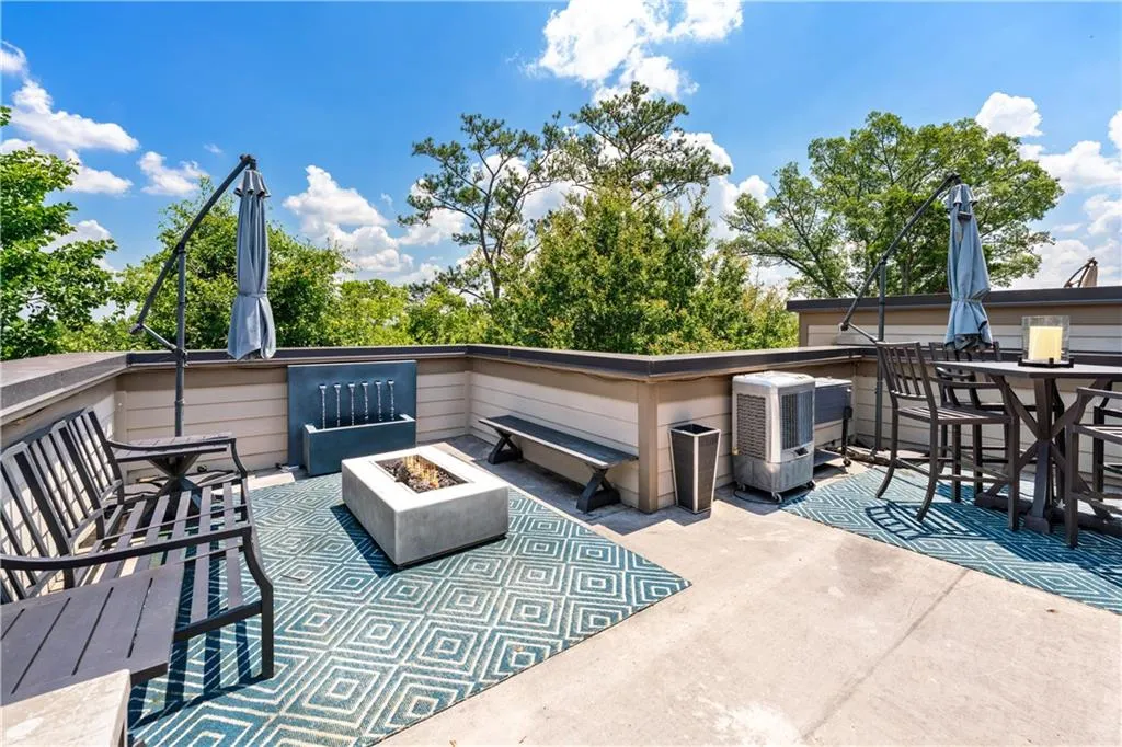 1049 Brandsford Street Nw Unit 27-01, Atlanta, Georgia 30318, 3 Bedrooms Bedrooms, ,3 BathroomsBathrooms,Residential,For Sale,1049 Brandsford Street Nw Unit 27-01,7597790