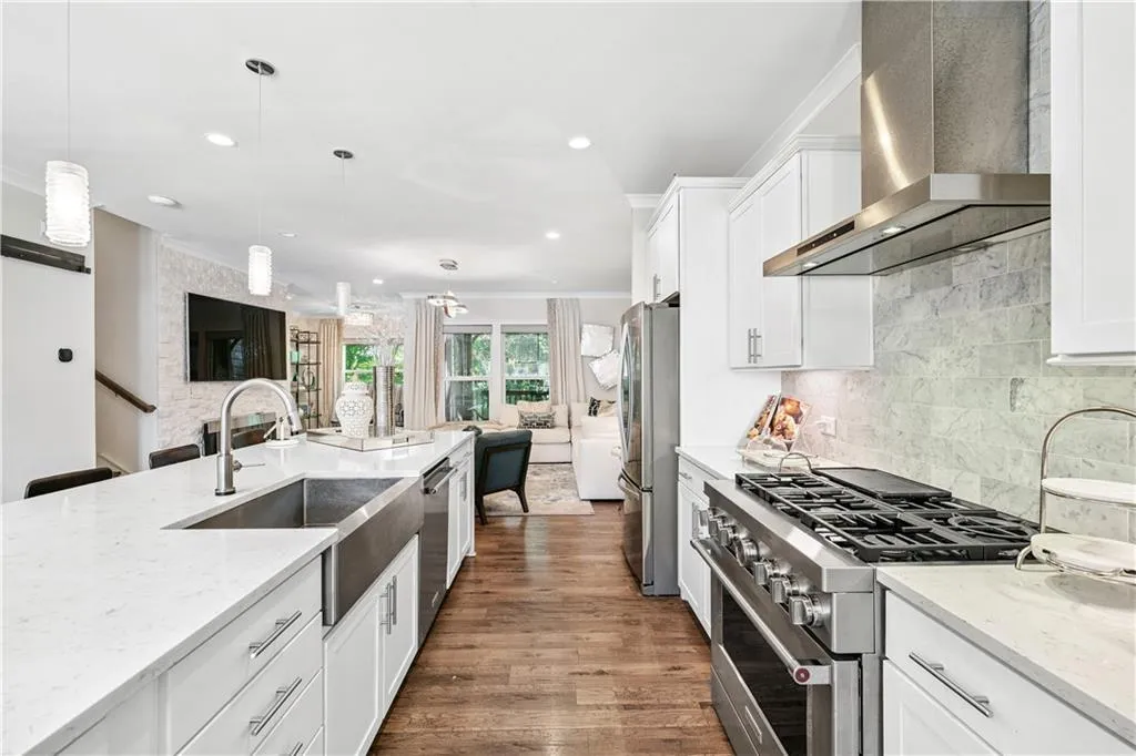 1049 Brandsford Street Nw Unit 27-01, Atlanta, Georgia 30318, 3 Bedrooms Bedrooms, ,3 BathroomsBathrooms,Residential,For Sale,1049 Brandsford Street Nw Unit 27-01,7597790