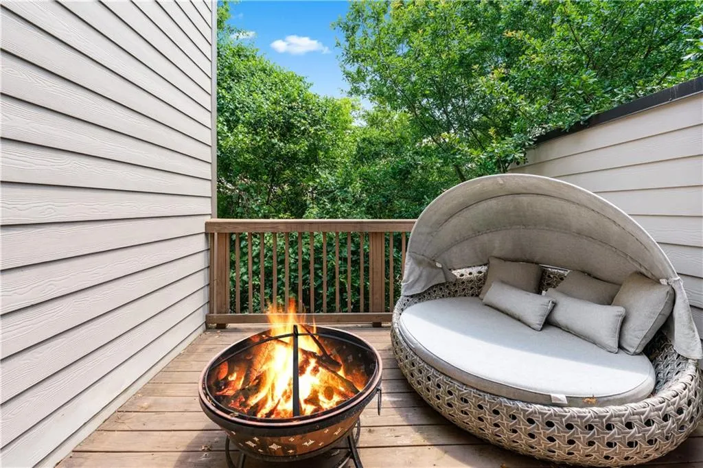 1049 Brandsford Street Nw Unit 27-01, Atlanta, Georgia 30318, 3 Bedrooms Bedrooms, ,3 BathroomsBathrooms,Residential,For Sale,1049 Brandsford Street Nw Unit 27-01,7597790