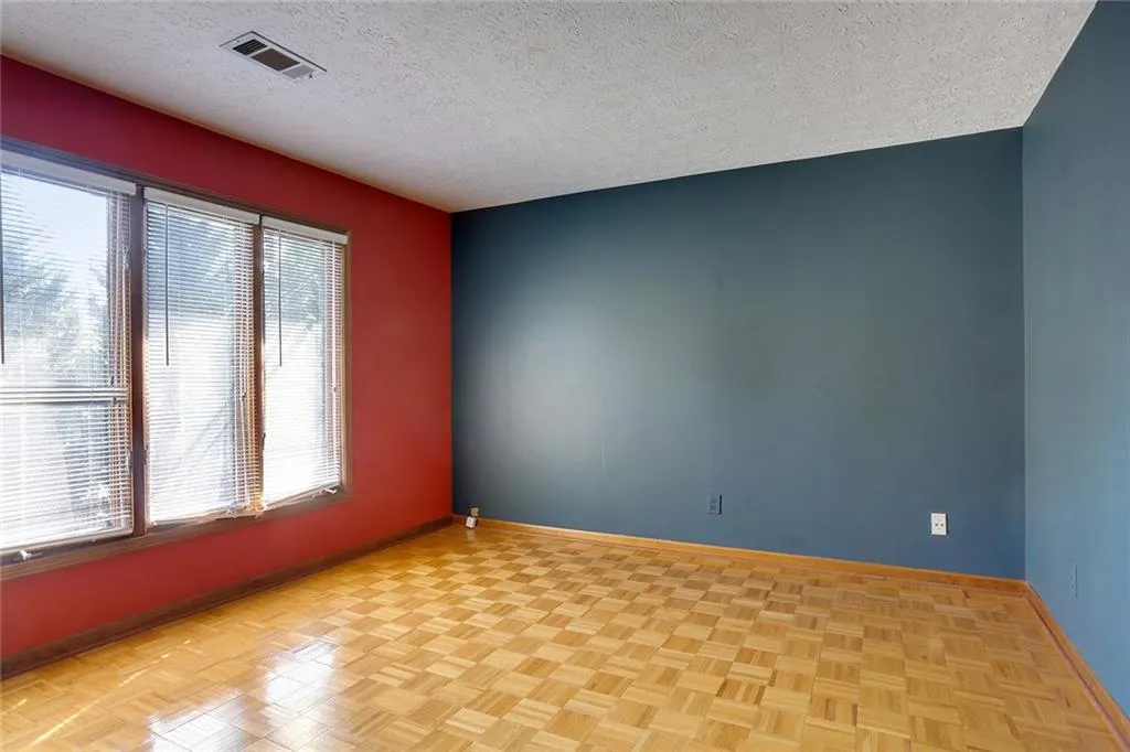 3350 Spalding Drive, Sandy Springs, Georgia 30350, 5 Bedrooms Bedrooms, ,4 BathroomsBathrooms,Residential,Sold,3350 Spalding Drive,5609055