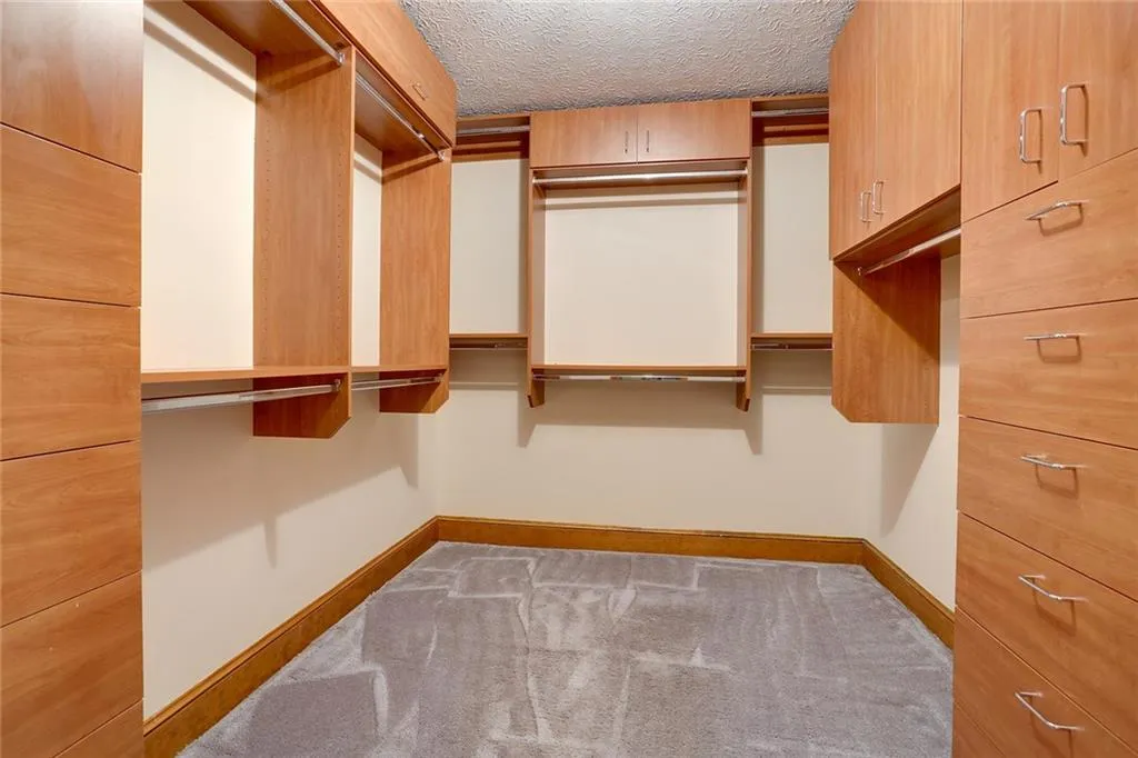 3350 Spalding Drive, Sandy Springs, Georgia 30350, 5 Bedrooms Bedrooms, ,4 BathroomsBathrooms,Residential,Sold,3350 Spalding Drive,5609055