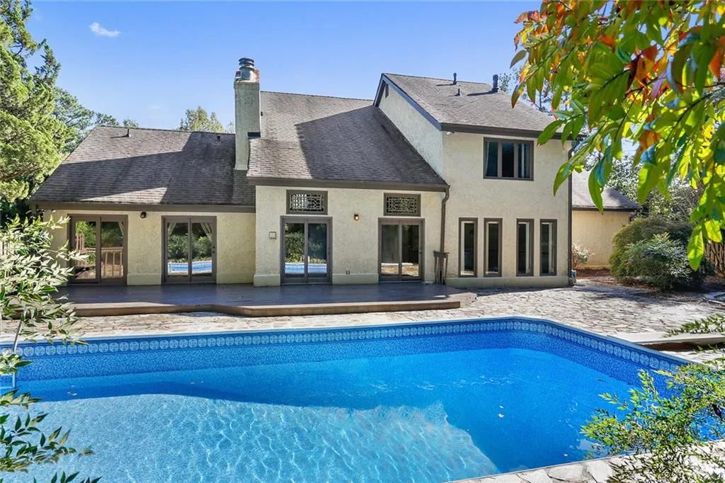 3350 Spalding Drive, Sandy Springs, Georgia 30350, 5 Bedrooms Bedrooms, ,4 BathroomsBathrooms,Residential,Sold,3350 Spalding Drive,5609055