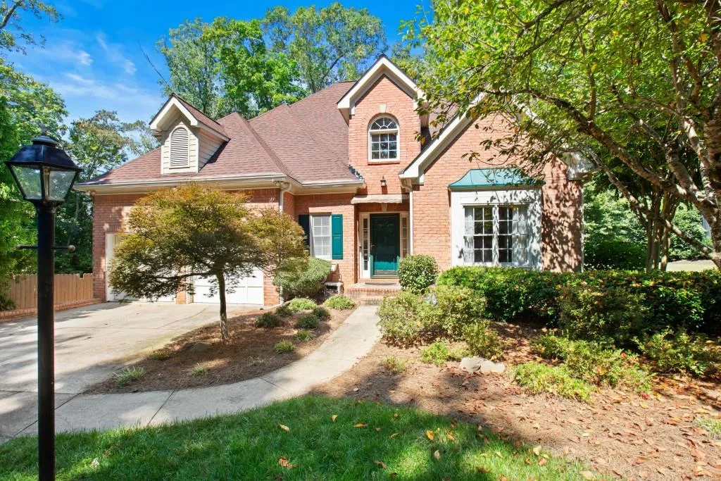 340 Whitley Park Drive, Sandy Springs, Georgia 30350, 4 Bedrooms Bedrooms, ,3 BathroomsBathrooms,Residential,Sold,340 Whitley Park Drive,7112588