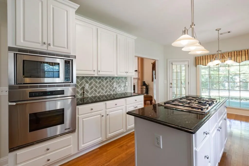 340 Whitley Park Drive, Sandy Springs, Georgia 30350, 4 Bedrooms Bedrooms, ,3 BathroomsBathrooms,Residential,Sold,340 Whitley Park Drive,7112588