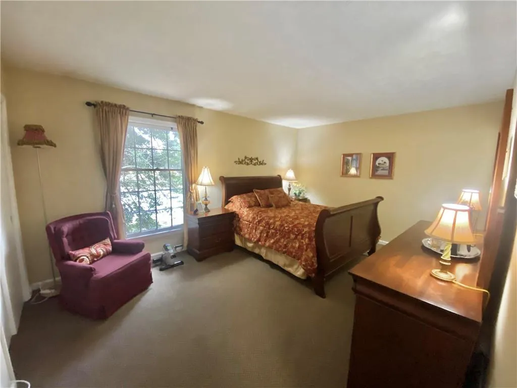 6700 Roswell Road Unit 28g, Sandy Springs, Georgia 30328, 2 Bedrooms Bedrooms, ,2 BathroomsBathrooms,Residential,Sold,6700 Roswell Road Unit 28g,6810512