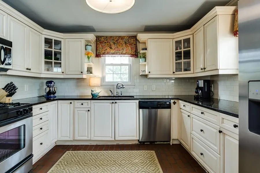 2672 N Thompson Road Ne, Brookhaven, Georgia 30319, 3 Bedrooms Bedrooms, ,2 BathroomsBathrooms,Residential,Sold,2672 N Thompson Road Ne,5988630