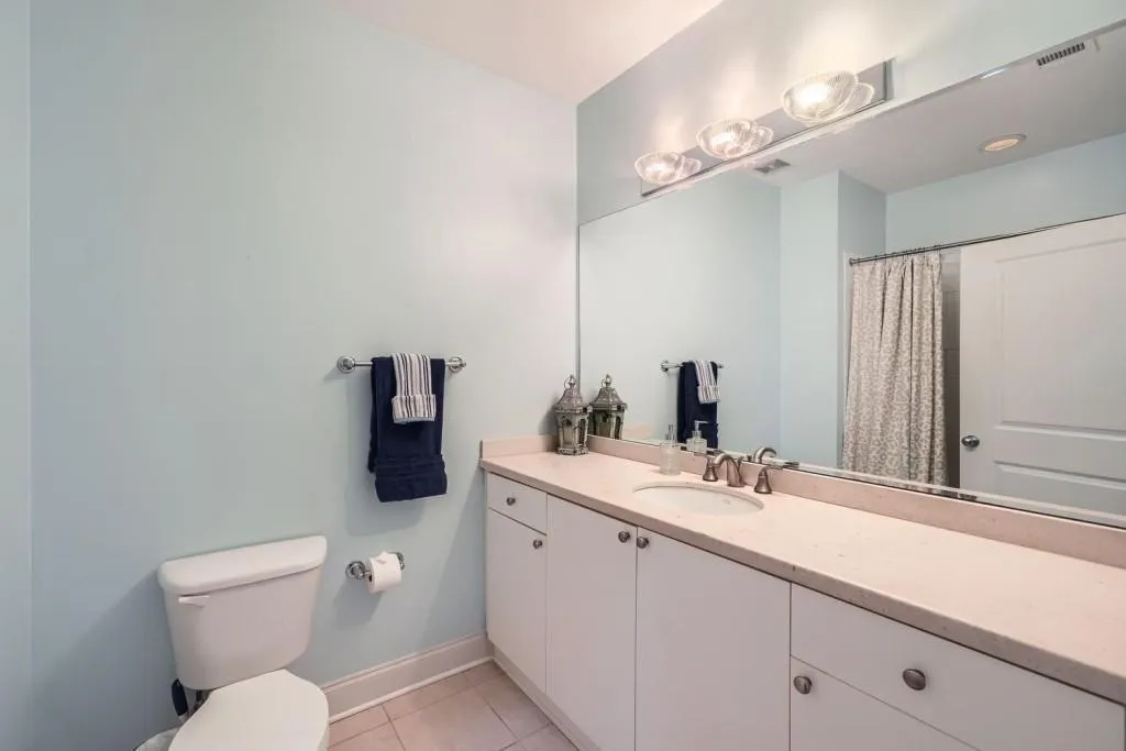 The 2nd bathroom offers guests a comfortable retreat.