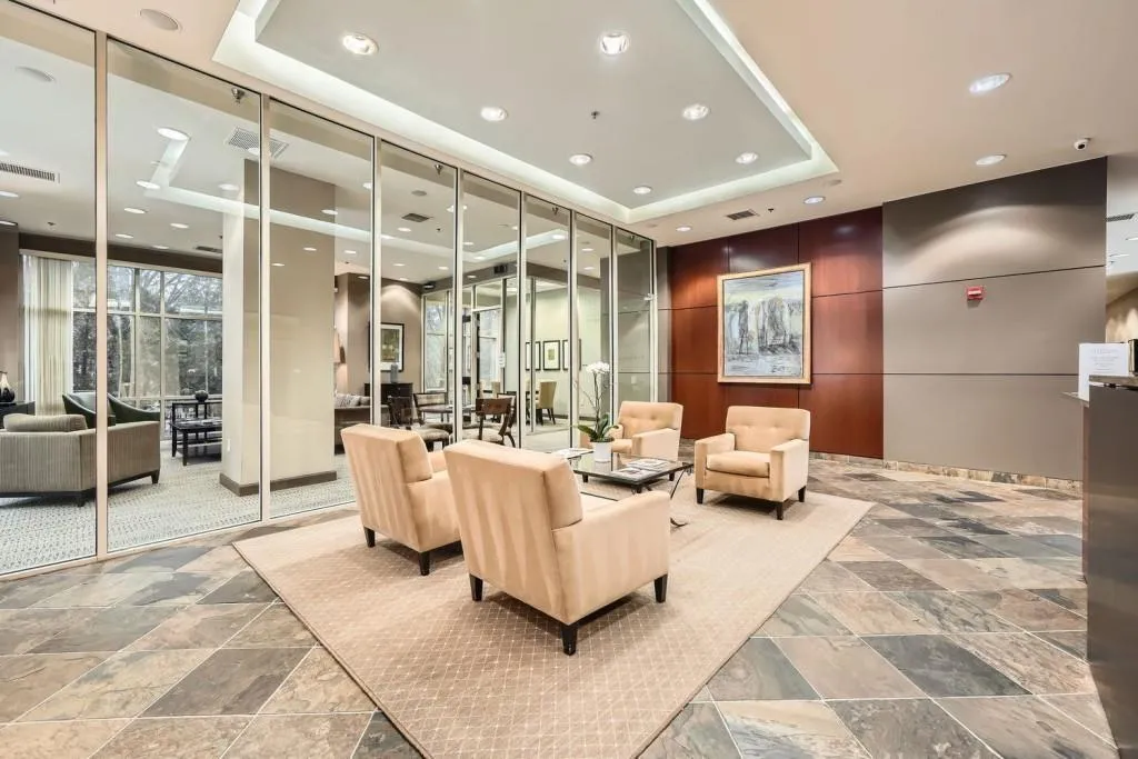 The front desk is attended to 24/7 so you'll never miss a delivery or guest.