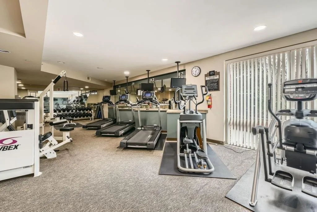 On the courtyard level you'll find the fitness center.