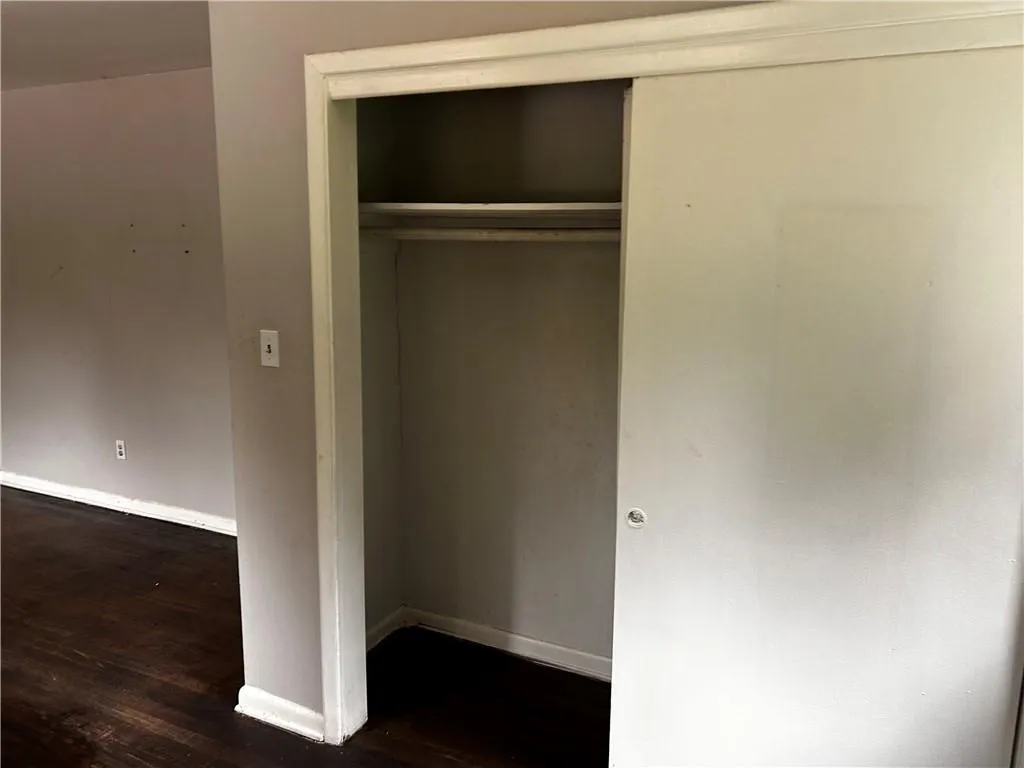 819 Venetta Place Nw, Atlanta, Georgia 30318, 5 Bedrooms Bedrooms, ,3 BathroomsBathrooms,Residential,For Sale,819 Venetta Place Nw,7627044