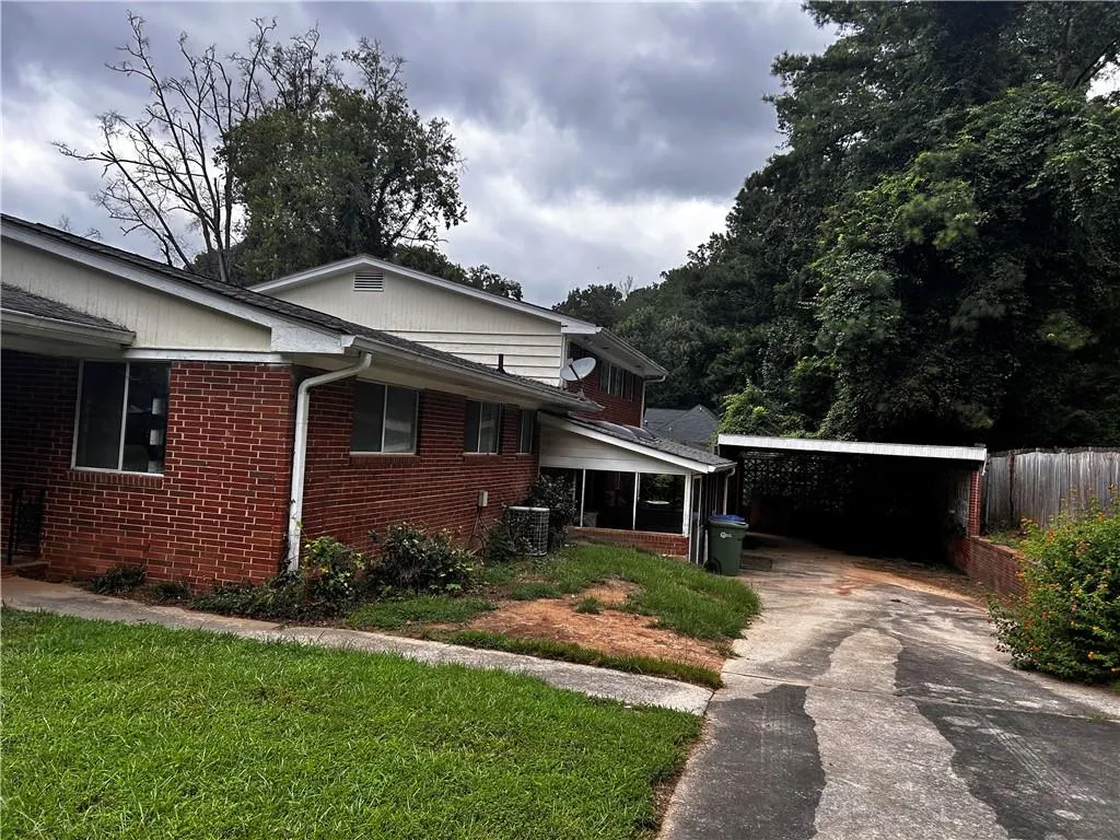 819 Venetta Place Nw, Atlanta, Georgia 30318, 5 Bedrooms Bedrooms, ,3 BathroomsBathrooms,Residential,For Sale,819 Venetta Place Nw,7627044