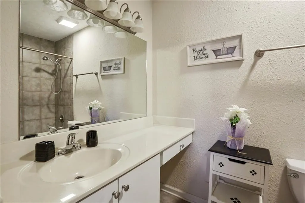 105 N River Drive Unit C, Atlanta, Georgia 30350, 2 Bedrooms Bedrooms, ,2 BathroomsBathrooms,Residential,For Sale,105 N River Drive Unit C,7757256