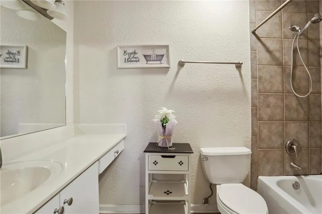 105 N River Drive Unit C, Atlanta, Georgia 30350, 2 Bedrooms Bedrooms, ,2 BathroomsBathrooms,Residential,For Sale,105 N River Drive Unit C,7757256