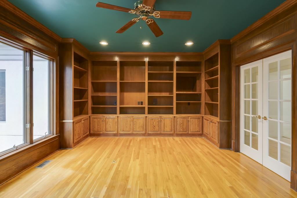 660 Bittersweet Trail, Sandy Springs, Georgia 30350, 5 Bedrooms Bedrooms, ,4 BathroomsBathrooms,Residential,Sold,660 Bittersweet Trail,7342385