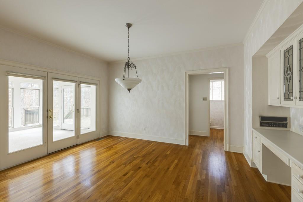 660 Bittersweet Trail, Sandy Springs, Georgia 30350, 5 Bedrooms Bedrooms, ,4 BathroomsBathrooms,Residential,Sold,660 Bittersweet Trail,7342385