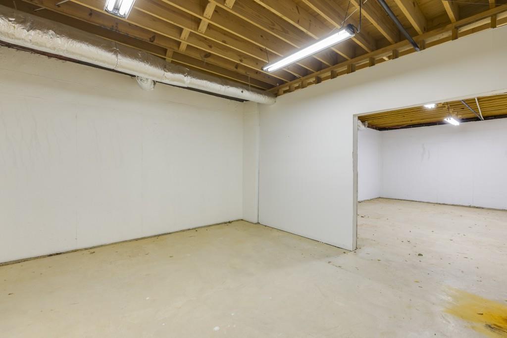 660 Bittersweet Trail, Sandy Springs, Georgia 30350, 5 Bedrooms Bedrooms, ,4 BathroomsBathrooms,Residential,Sold,660 Bittersweet Trail,7342385