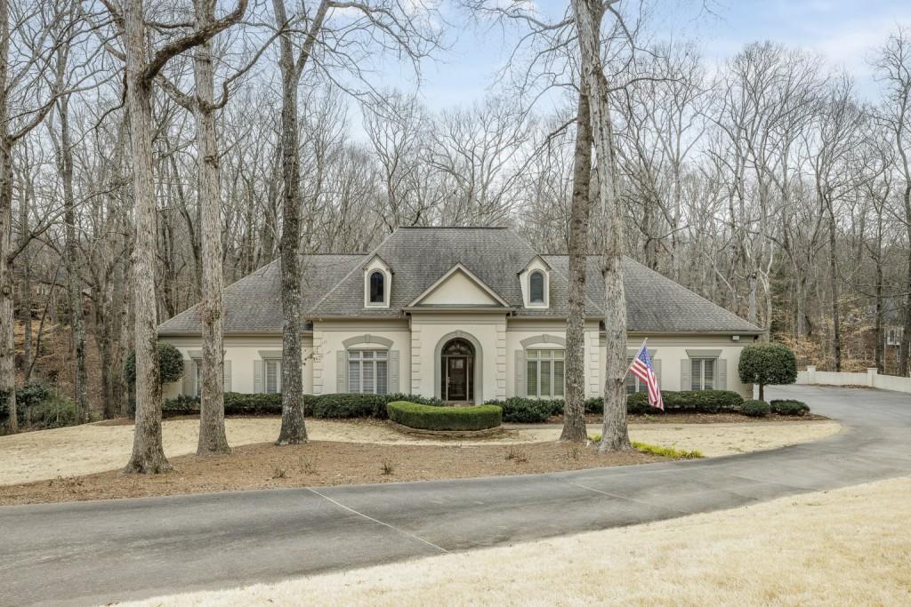 660 Bittersweet Trail, Sandy Springs, Georgia 30350, 5 Bedrooms Bedrooms, ,4 BathroomsBathrooms,Residential,Sold,660 Bittersweet Trail,7342385